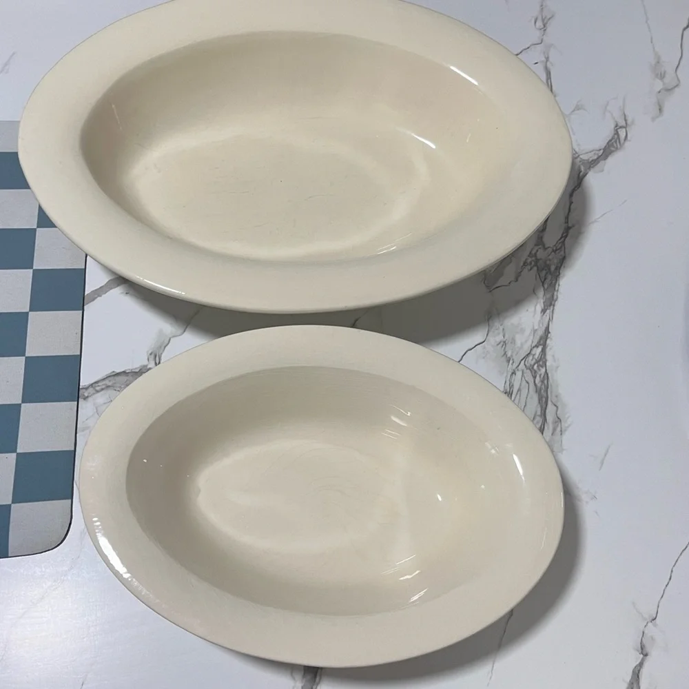 Set of Cream Oval Serving Bowls